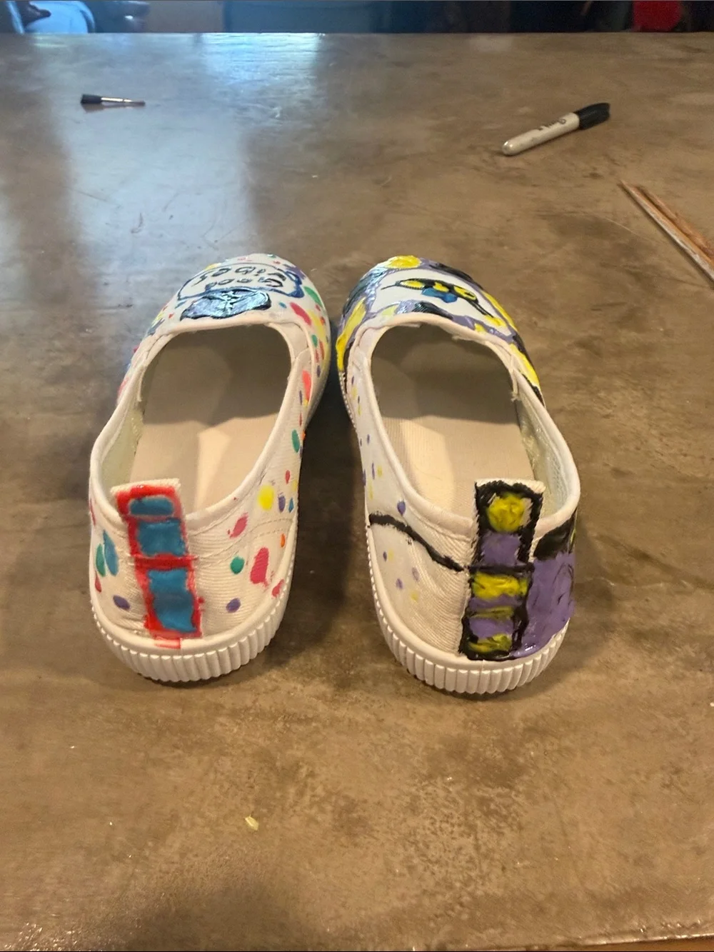 Kids White Canvas Slip-On Sneakers with Colorful Bee & 'Good Vibes' Art